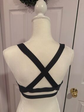 Lululemon Adapt The Strap Adjustable Black Strappy Sports Bra🌷